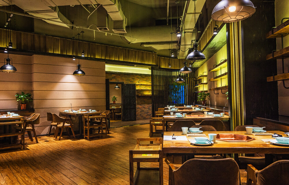 Iluminación en Restaurantes: Creando la Ambiente Perfecto